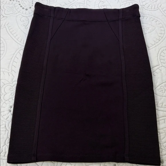 BCBGMaxAzria Purple Bandage Ribbed Pencil Skirt - Women’s XS - Picture 1 of 7